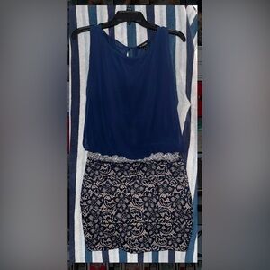 Formal dress size 7 women’s